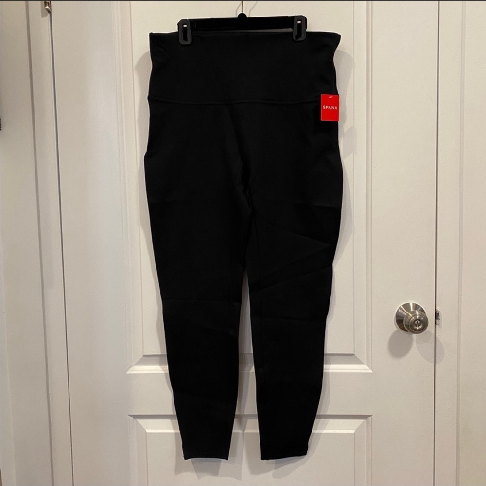 Spanx Ankle Ponte Pants - Picture 3 of 4